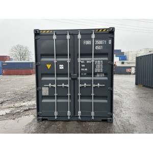 Conteneur maritime HC de 40 pieds à double porte avec système de rayonnage à pneus et éclairage